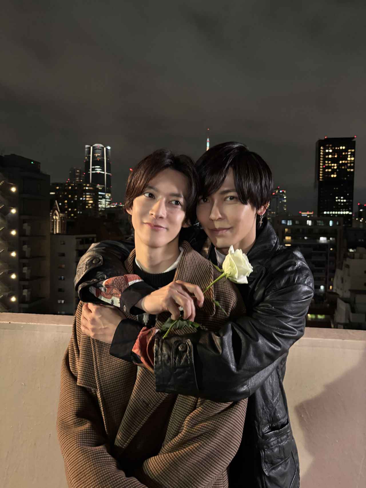 画像10: 人気シリーズ『絶対BLになる世界VS絶対BLになりたくない男 ファイナル』犬飼貴丈自ら作詞作曲を手掛け、キャストが演奏する
オープニング曲「月まで」の映像を初公開!