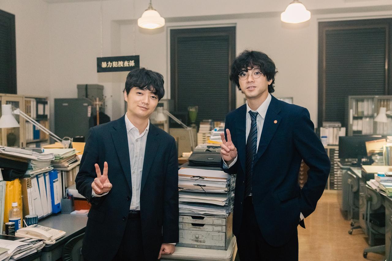 画像5: 極限の緊張と心理戦が渦巻く本編とは対照的に、意外な素顔が炸裂!