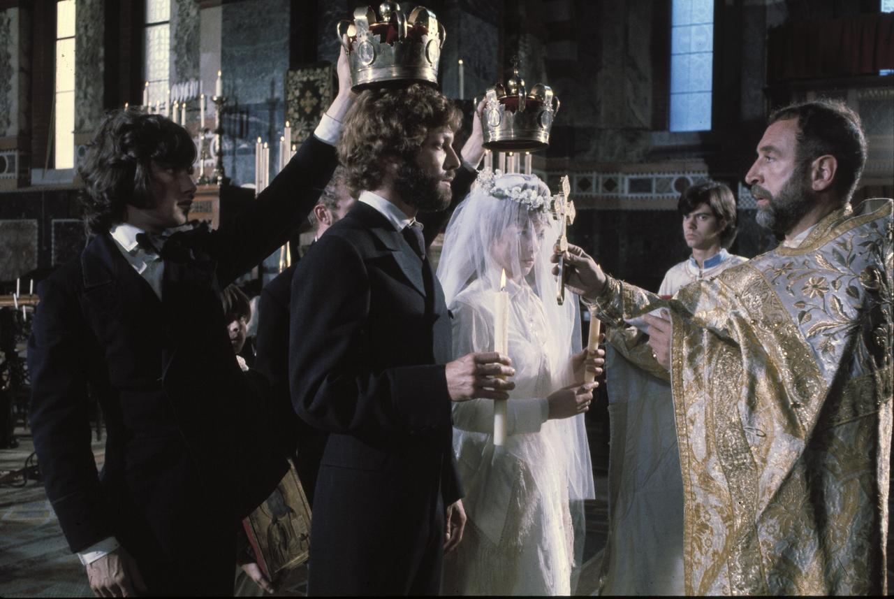 画像: チャイコフスキー（リチャード・チェンバレン）とニーナ（グレンダ・ジャクソン）の結婚式 THE MUSIC LOVERS © 1971 Russfilms Limited.All Rights Reserved.