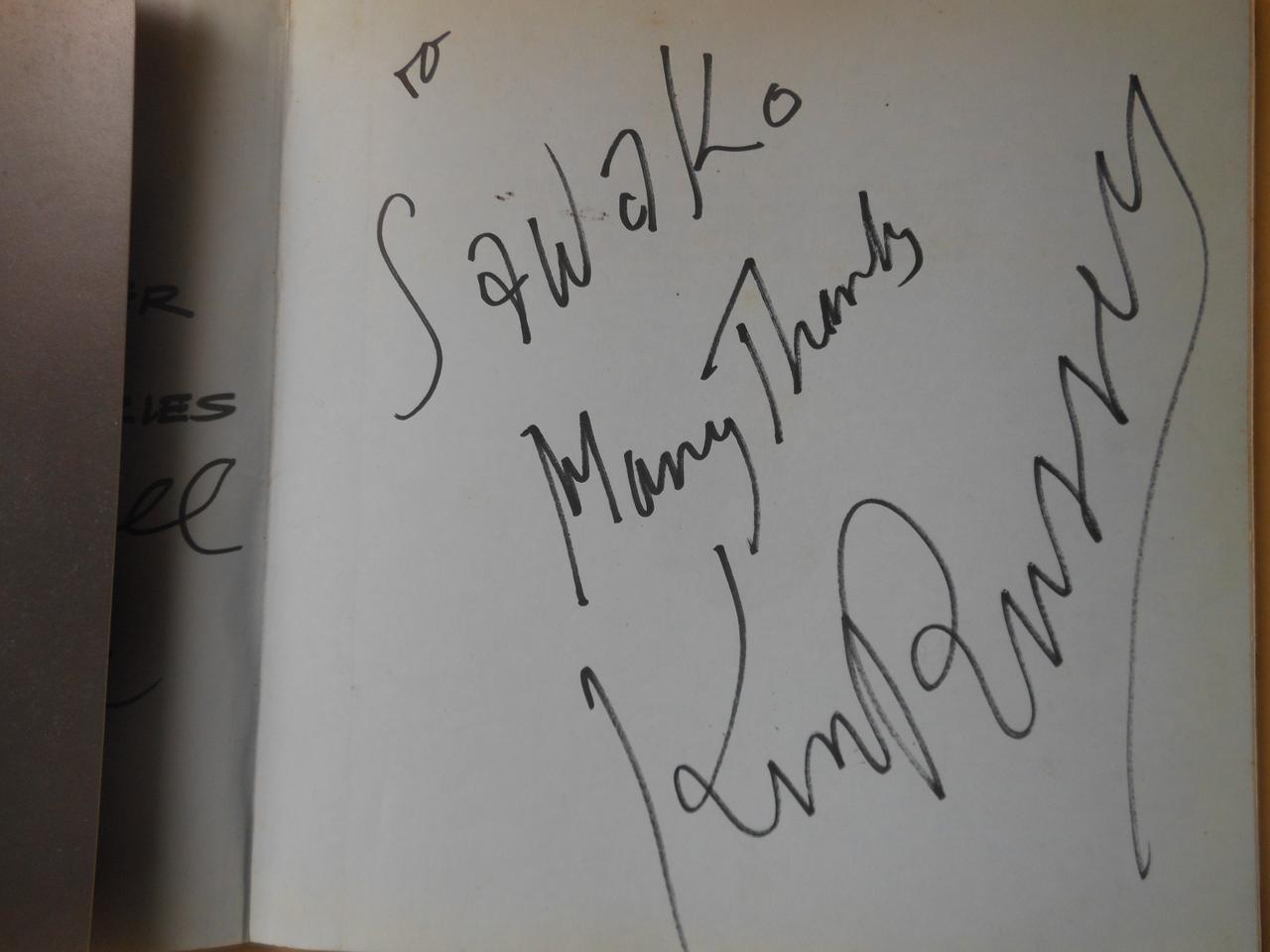 画像: ケン・ラッセル監督にいただいたサイン。1987年のぴあ主催、ケン・ラッセル・レトロスペクティヴのため監督は来日し、取材に応じてくれた。その時の監督写真は連載のケン・ラッセルのpart 1（File 11）を参照のこと。  ©Sawako Omori　無断使用禁止