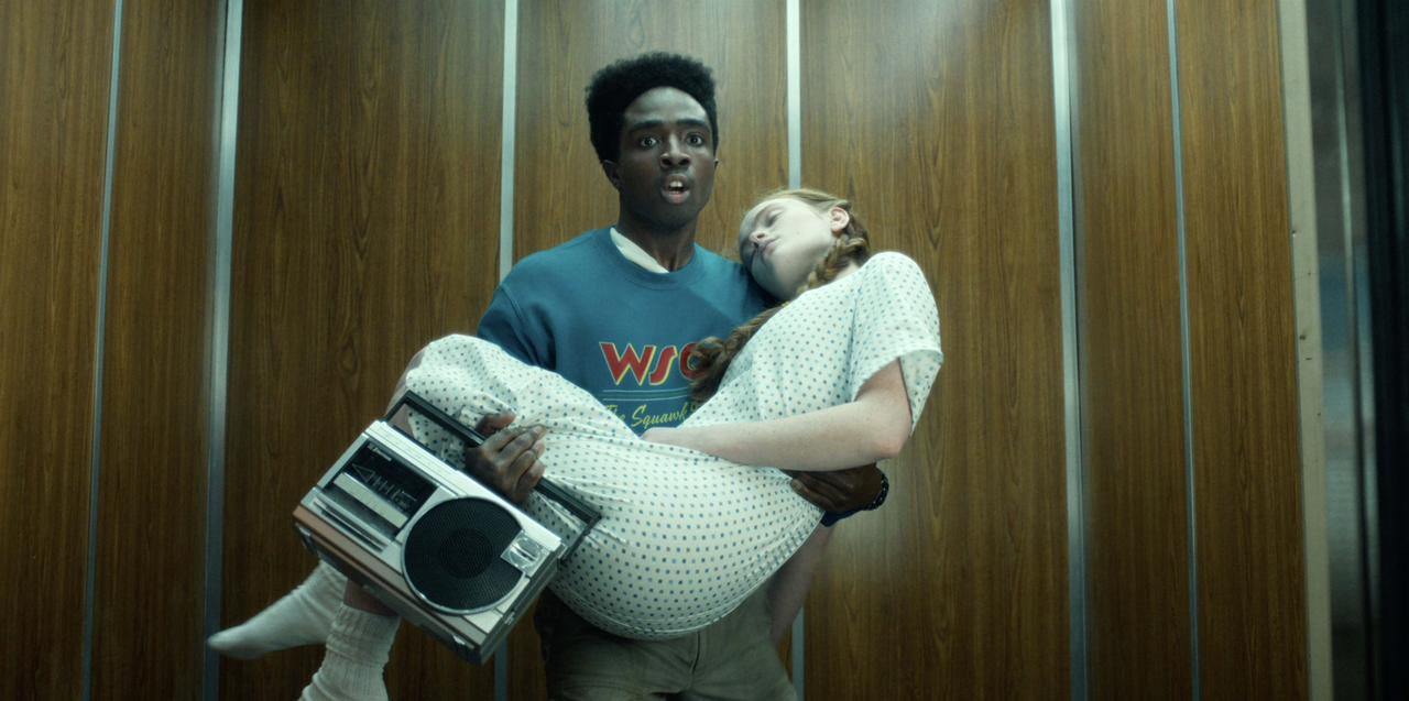 画像: 昏睡状態のマックスを襲う危機。ルーカスが奮闘する