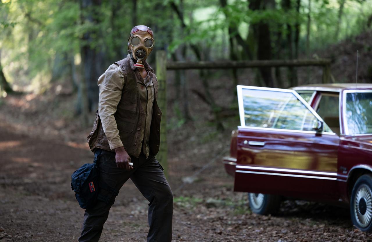 画像: 見どころ2:閉鎖的な空間で繰り広げられる複雑な人間模様