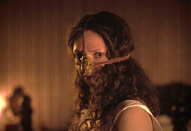 画像5: 舞踏会への一通の招待状が“美”のモンスターを創り出す!『アグリーシスター 可愛いあの娘は醜いわたし』本編映像解禁!