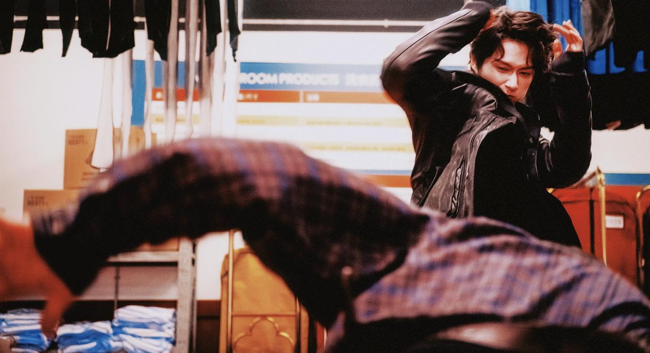 画像2: SEVENTEENジュンよりメッセージ映像到着!『シャドウズ・エッジ』新写真も解禁!