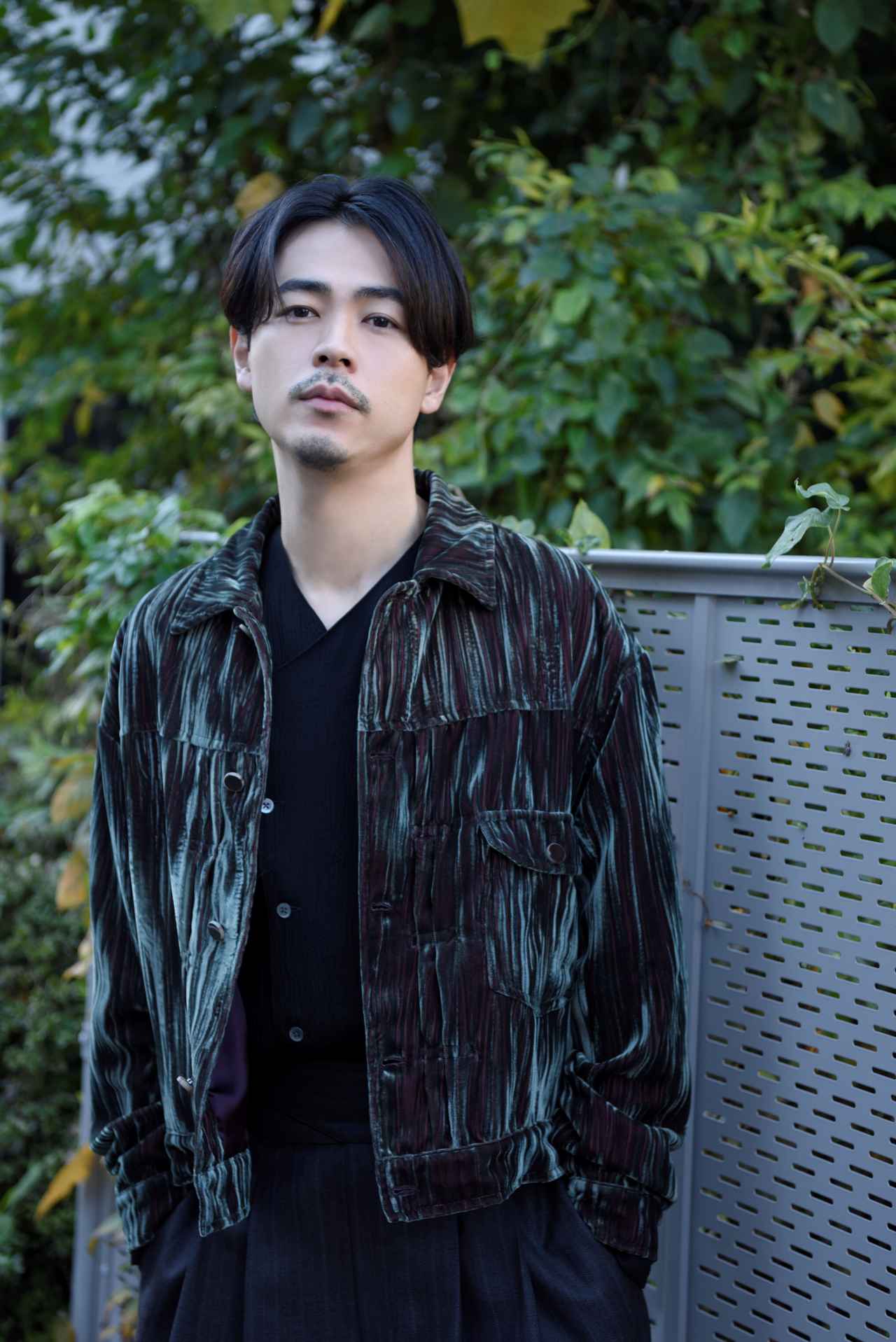 画像2: 【インタビュー】テーマもスタッフもキャストもすべてがチャレンジング！　成田凌が映画『#拡散』出演に至ったその理由