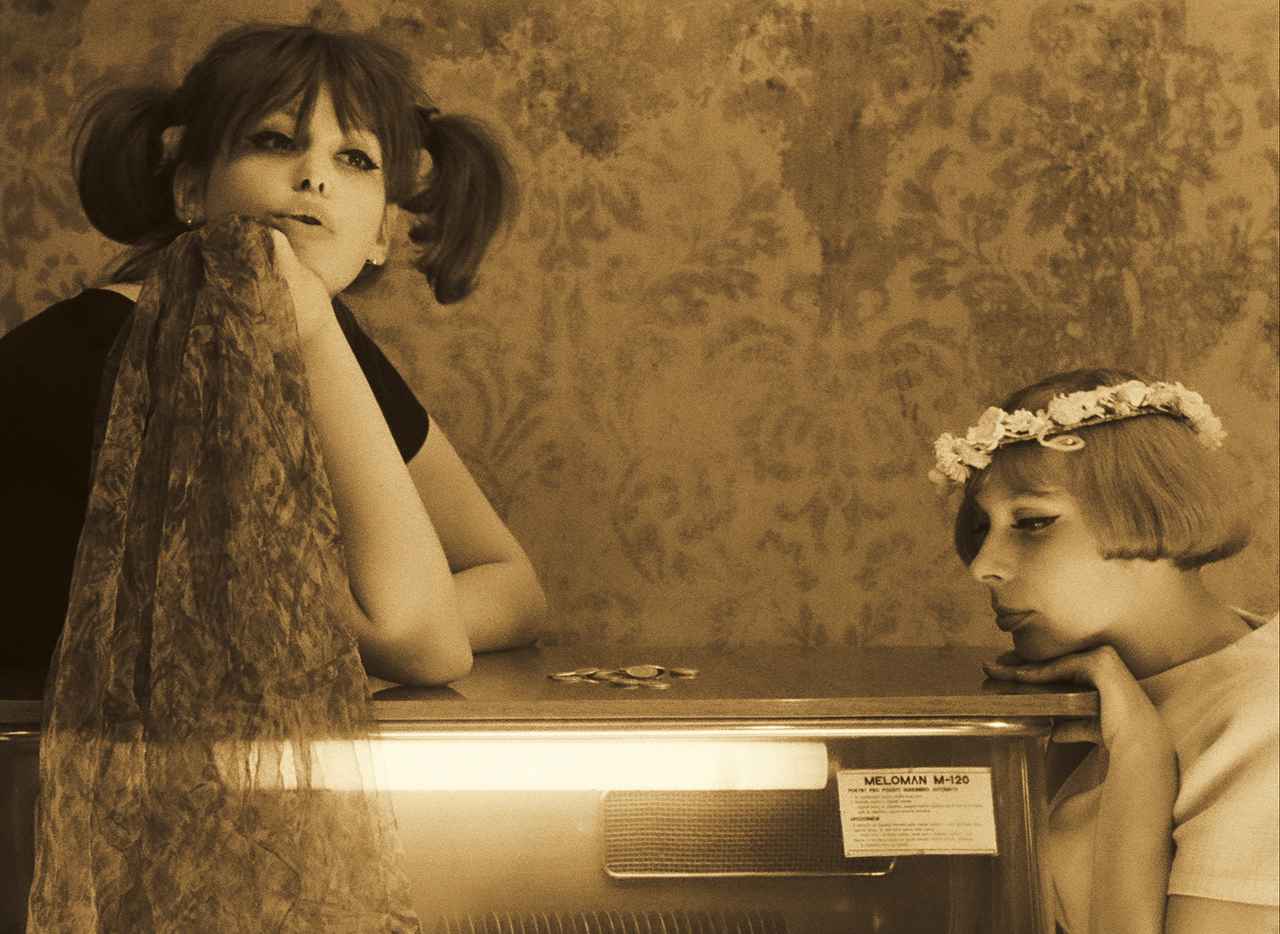 画像1: 60年代チェコ・ヌーヴェルヴァーグの傑作が4Kレストアで甦る