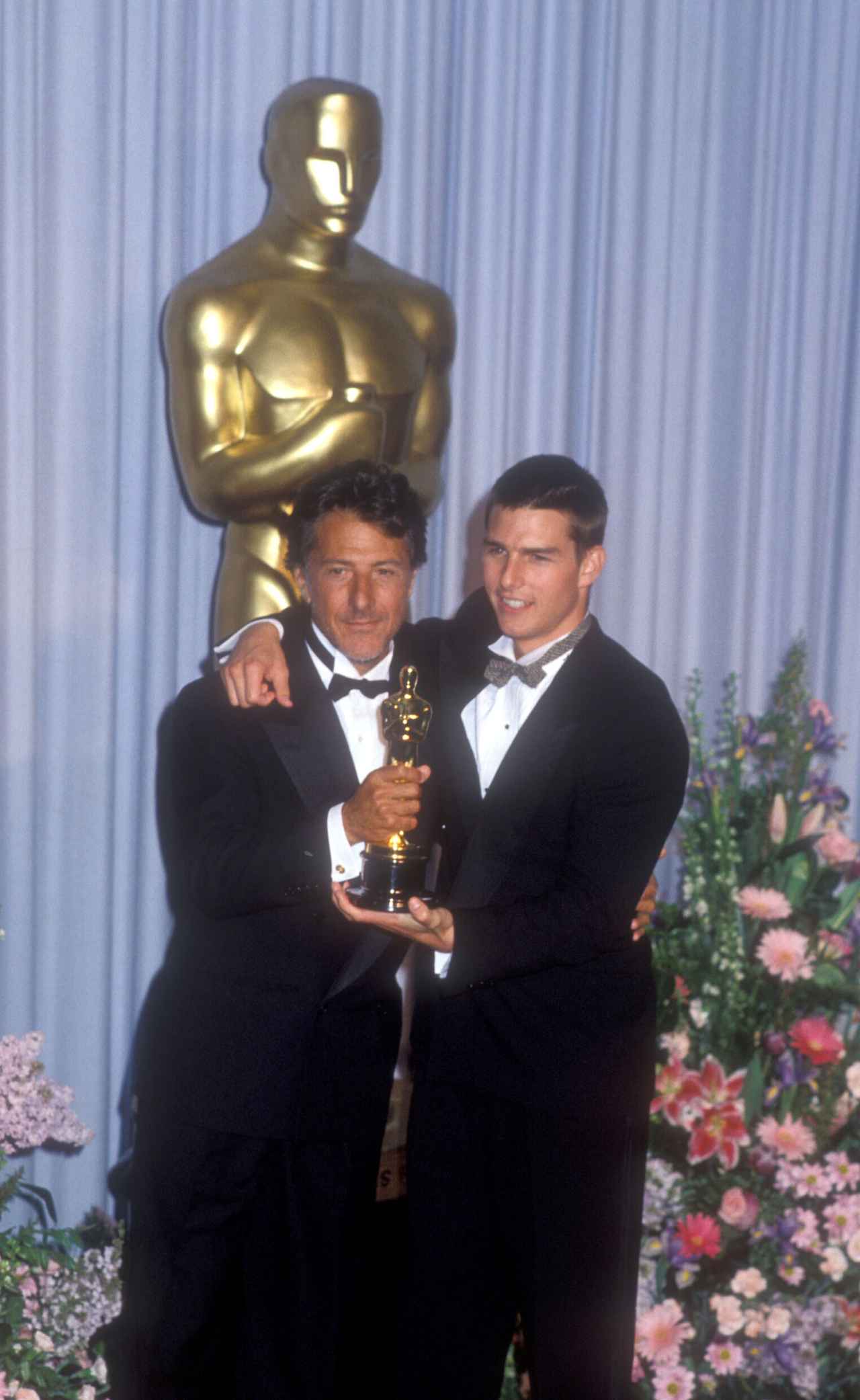 画像: 『レインマン』の共演者ダスティン・ホフマンとアカデミー賞授賞式で