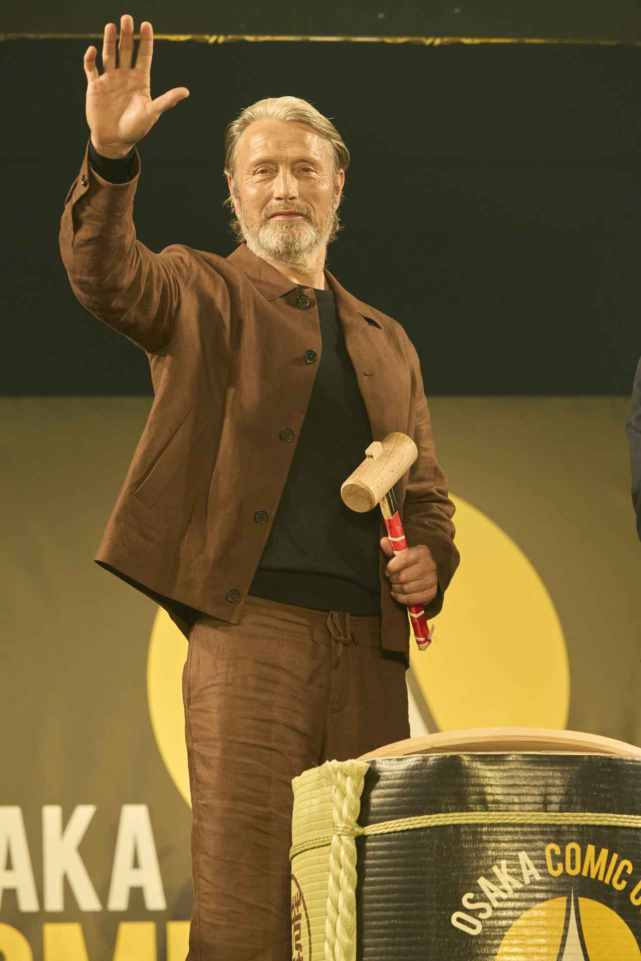 画像: 鏡割りもお手の物なマッツ（大阪コミコン） Photo by 野村信重