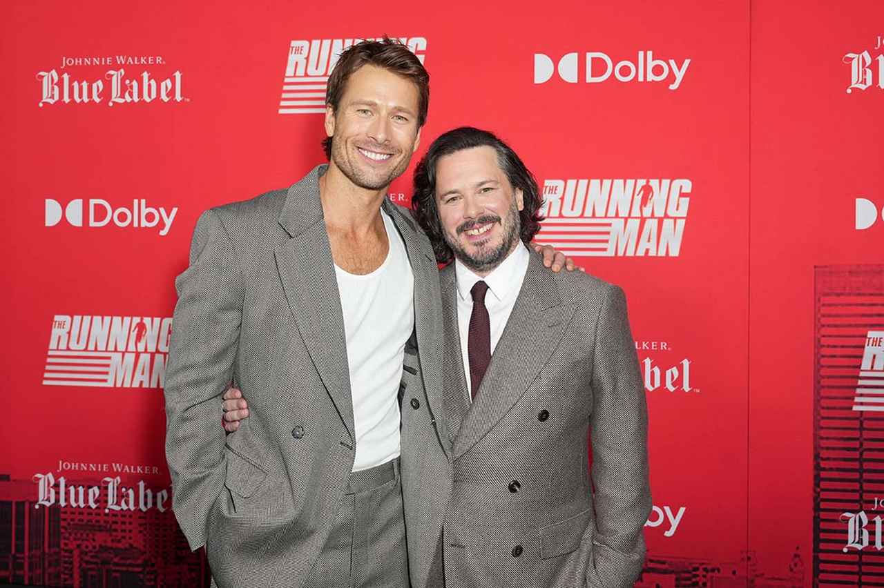 画像: 『ランニング・マン』主演のグレン・パウエルと監督のエドガー・ライト Photo by John Nacion/Getty Images for Paramount Pictures