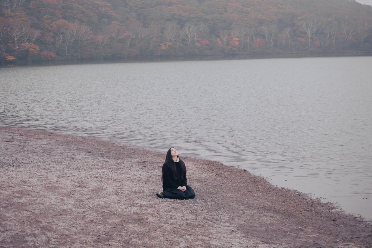 画像2: 映画初出演にして主演作『白の花実』がサン・セバスティアン国際映画祭で話題に！ 大注目の主演女優・美絽の起用の背景とは？ 多様な表情をみせるアザーカット解禁