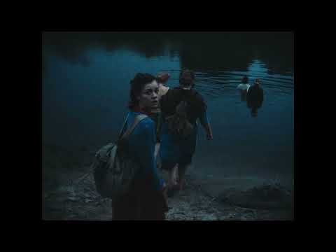 画像: 『落下音』特報 【4月3日(金)公開】 www.youtube.com