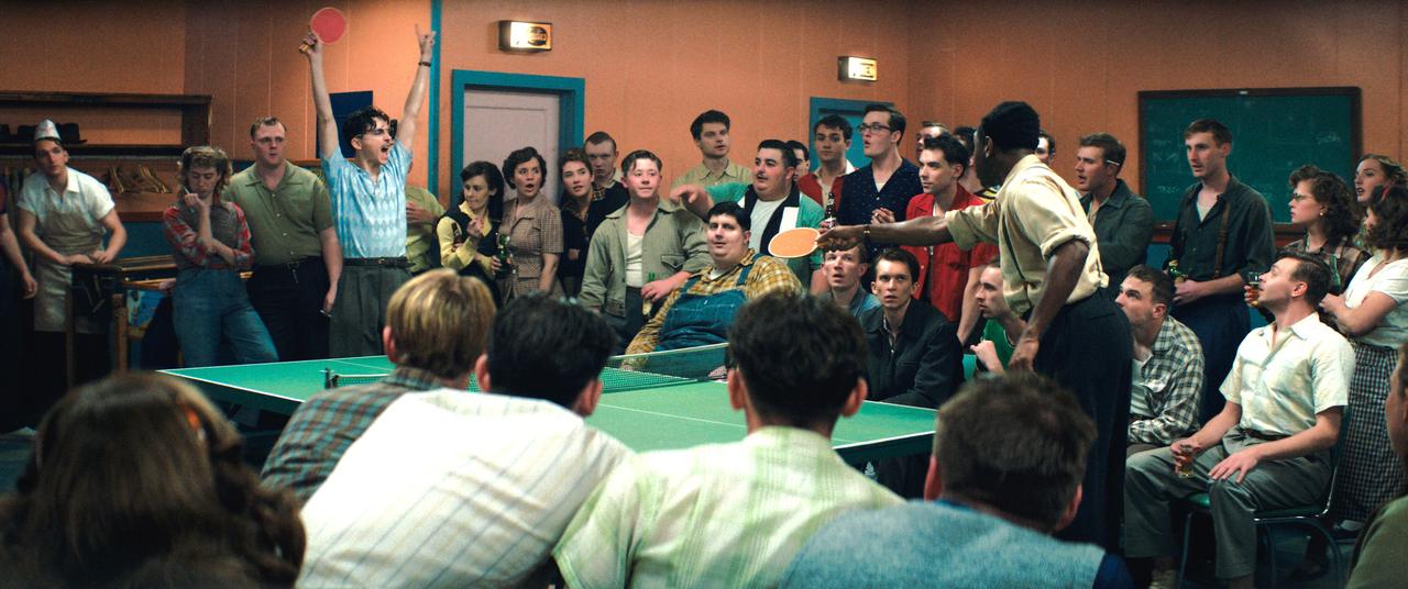 画像3: 213部門にノミネート、うち25部門を受賞し、賞レースのトップランナーに