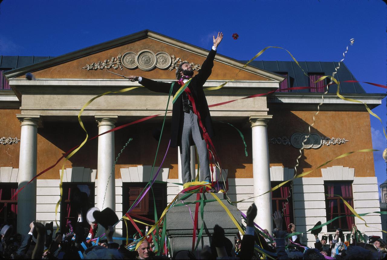 画像: File.13『恋人たちの曲/悲愴』ブルーレイも人気。伝説の監督、ケン・ラッセルの世界　 Part２（全2回）【連載：大森さわこの“英国・映画人File”】 - SCREEN ONLINE（スクリーンオンライン）