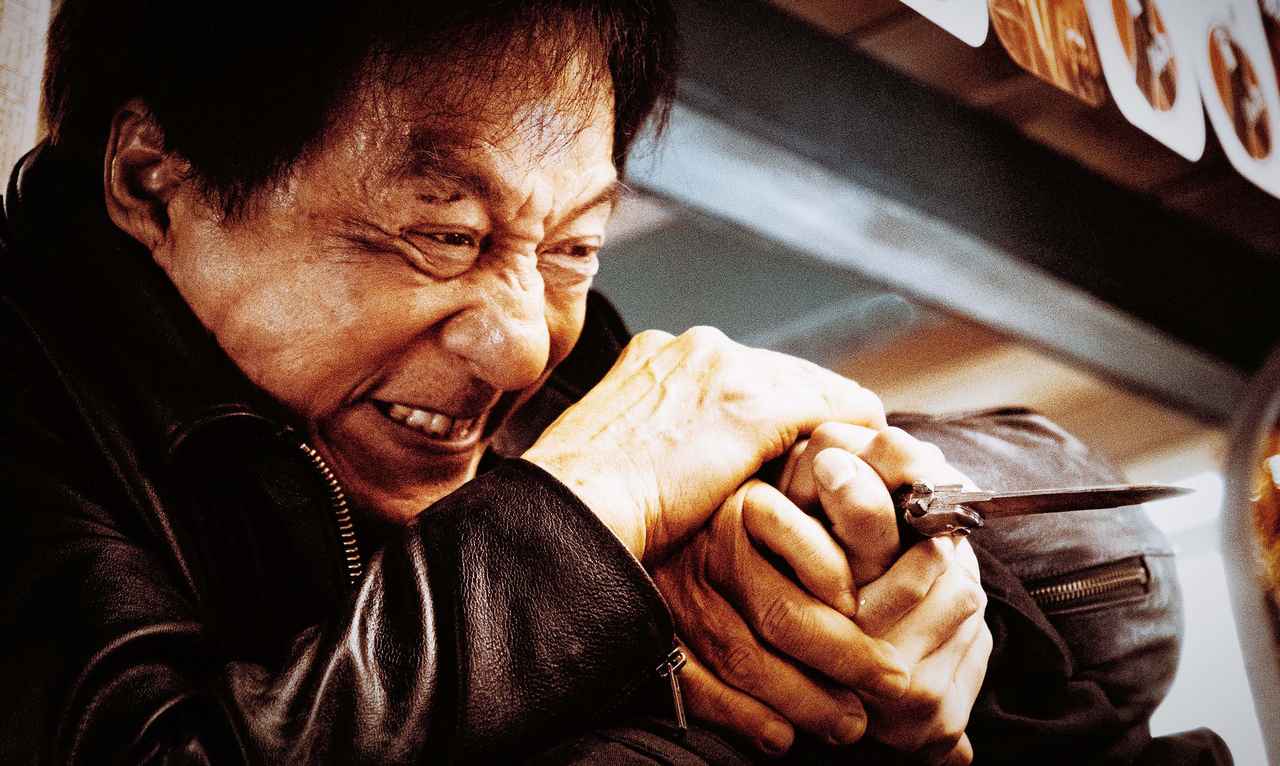 画像1: 2.演技もアクションも怪物級 “2人のレジェンド”