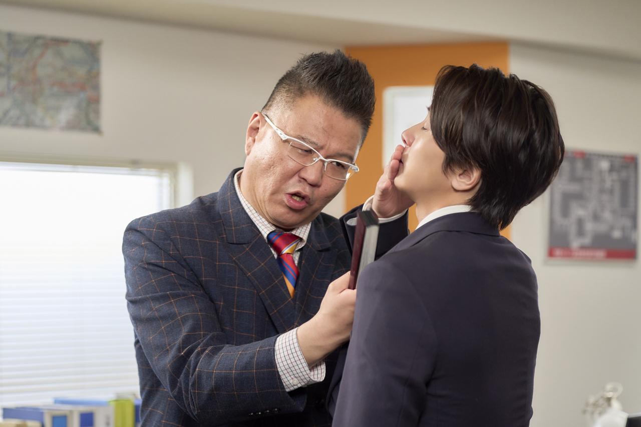 画像5: 永瀬財地【山下智久】が元同僚の不動産ブローカー・桐山貴久【市原隼人】と一触即発!? 映画『正直不動産』新規場面写真解禁