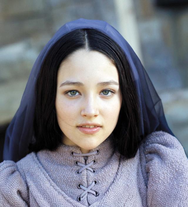 画像: オリヴィア・ハッセー Photo by Silver Screen Collection/Getty Images