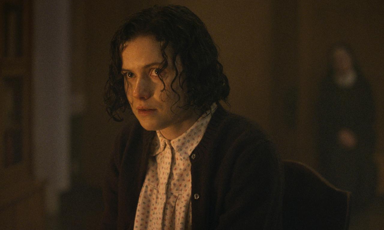 画像: サラ（サラ・デブリン）