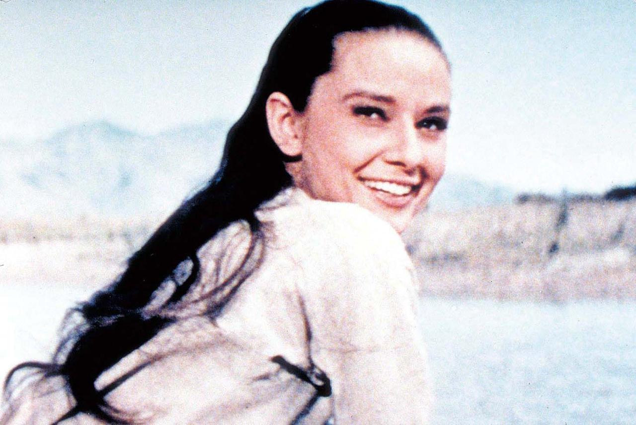 画像: 『許されざる者』(60)のオードリー © 1960 Metro-Goldwyn-Mayer Studios Inc. All Rights Reserved.