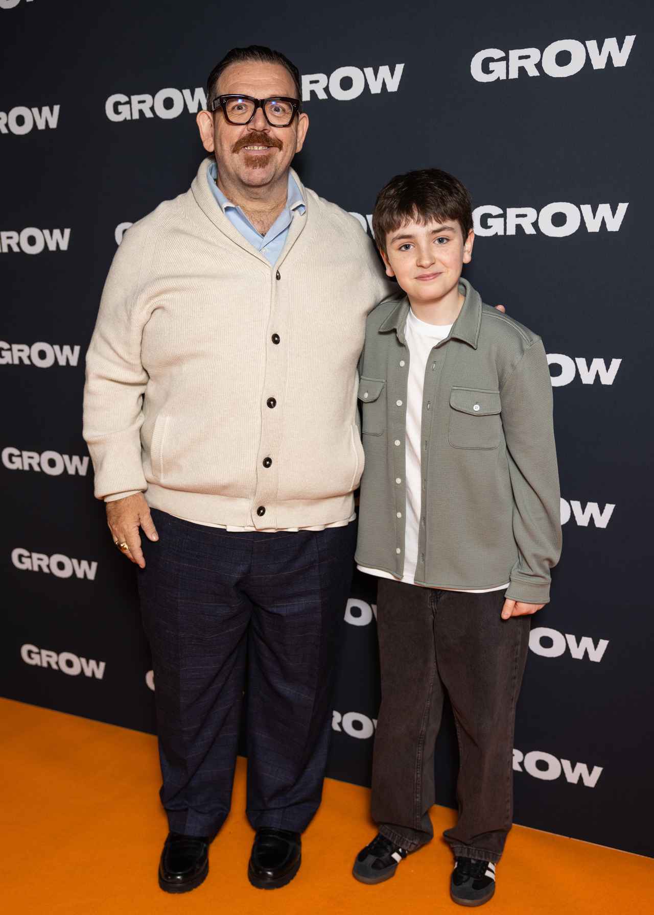 画像: ドラマ版「ハリー・ポッター」でハグリッド役を務めるニック・フロストと映画『Grow(原題)』のプレミアにて