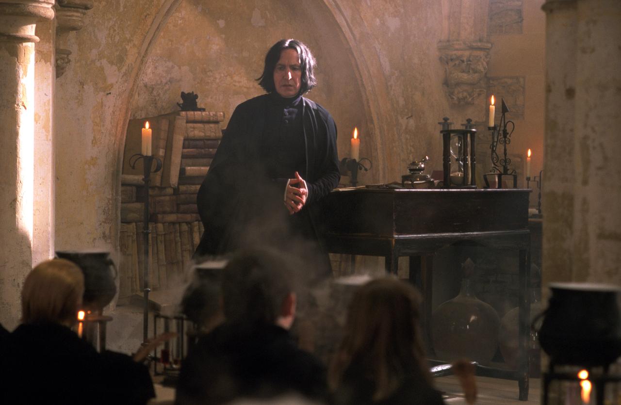 画像: セブルス・スネイプ（アラン・リックマン）