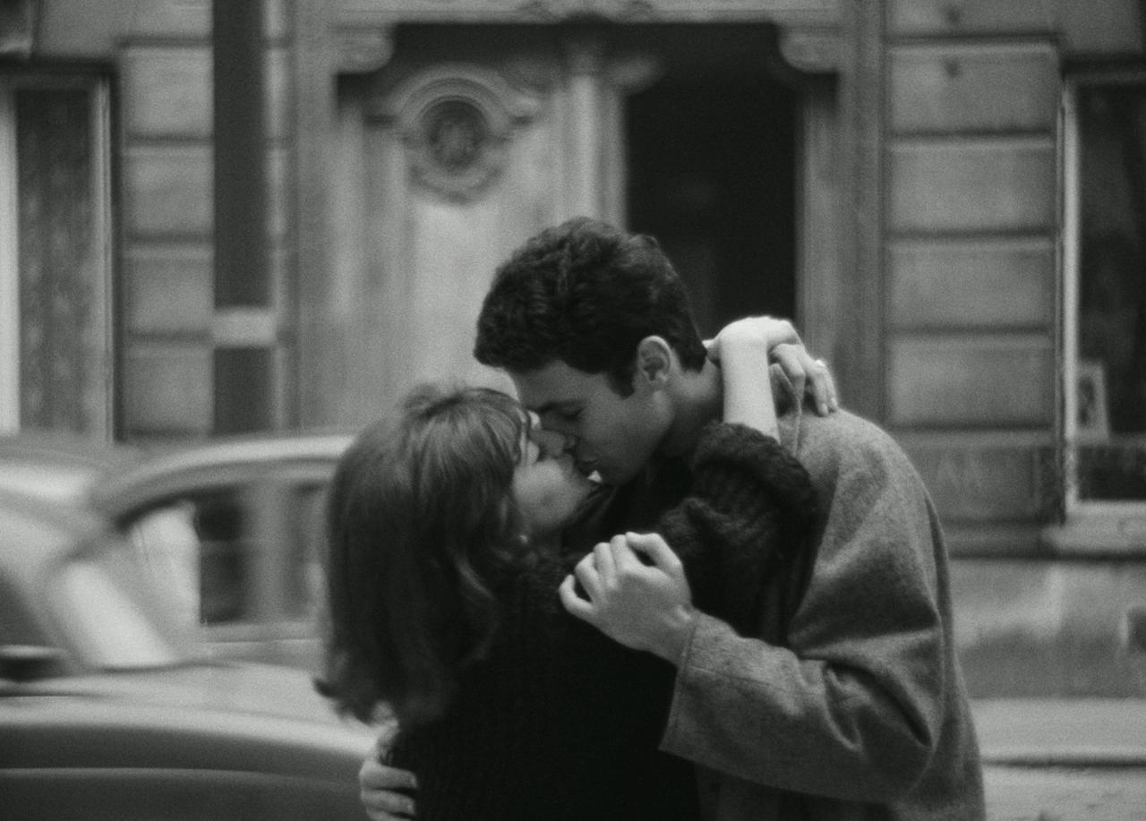 画像10: ジャン＝ピエール・レオ、アラン・ドロンら錚々たるスター俳優がカメオ出演！ギィ・ジル長編初監督作品『海辺の恋』アザーカット12点が一挙解禁