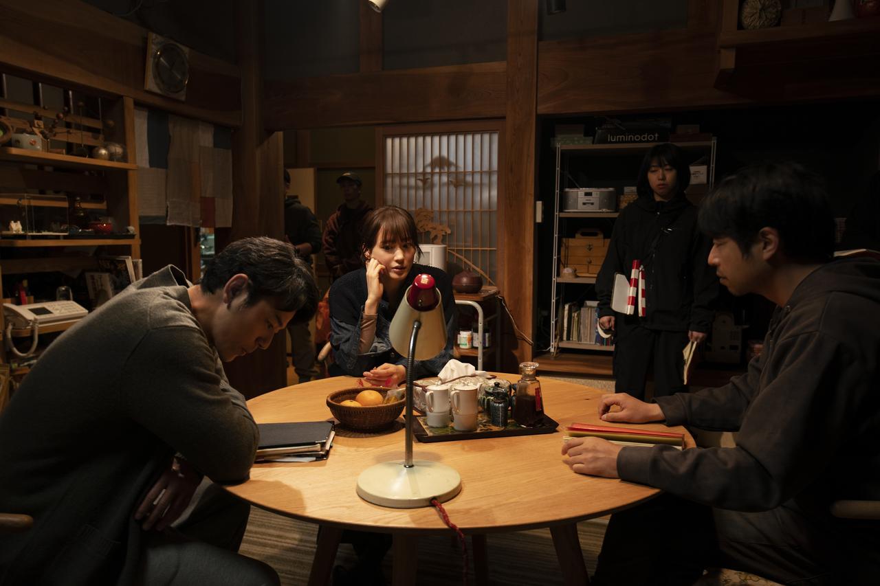 画像3: “綾瀬はるかをいかに輝かせるか” 妻夫木聡という不可欠な存在がナズナに命を吹き込んだ