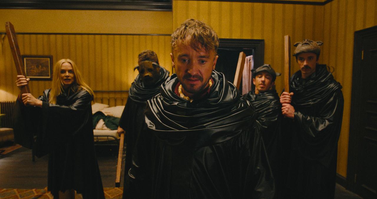 画像3: 最狂メイドVS悪魔崇拝者！今夜の“生贄”は、悪魔に牙を剥く！『ゼイ・ウィル・キル・ユー』