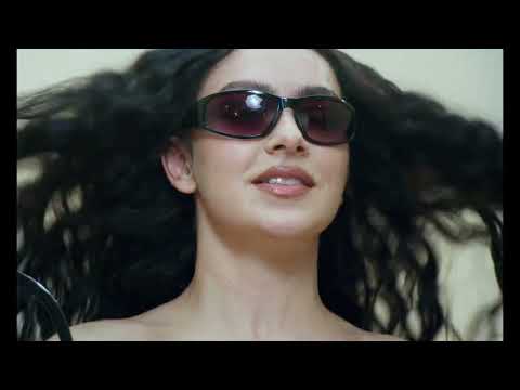 画像: 【6月5日公開】映画『the moment／ザ・モーメント』ロング予告解禁 youtu.be