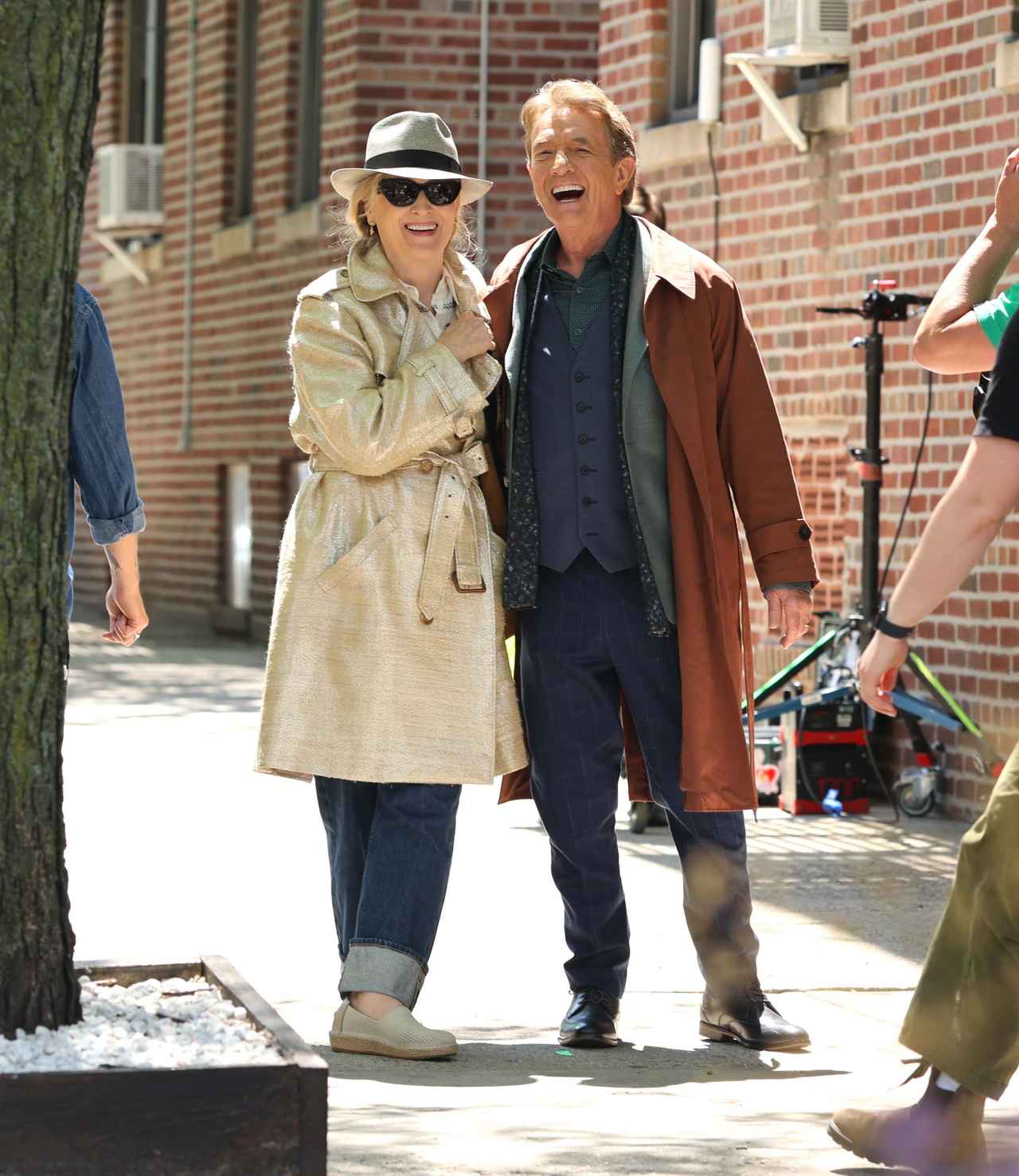画像: ドラマ「マーダーズ・イン・ビルディング」にて恋人を演じたことをきっかけに親しくなったというマーティン・ショートと何度も交際説が浮上！マーティンは“良い友達だ”と交際を否定している Photo by Jose Perez/Bauer-Griffin/GC Images