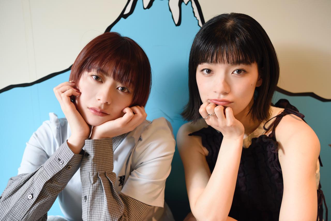 画像: クランクインの時に監督と激しくぶつかっているのを見て、“この方と仲良くなれるかな”って……（笑）