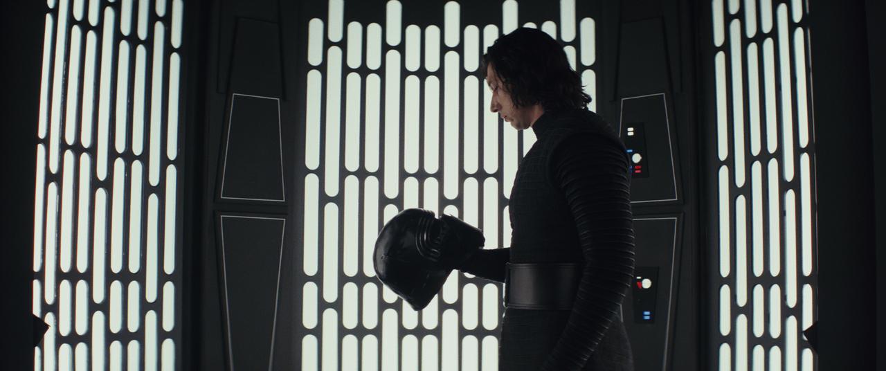 画像: 『スター・ウォーズ/最後のジェダイ(エピソード8)』ディズニープラスにて見放題独占配信中 ©2026 Lucasfilm Ltd.