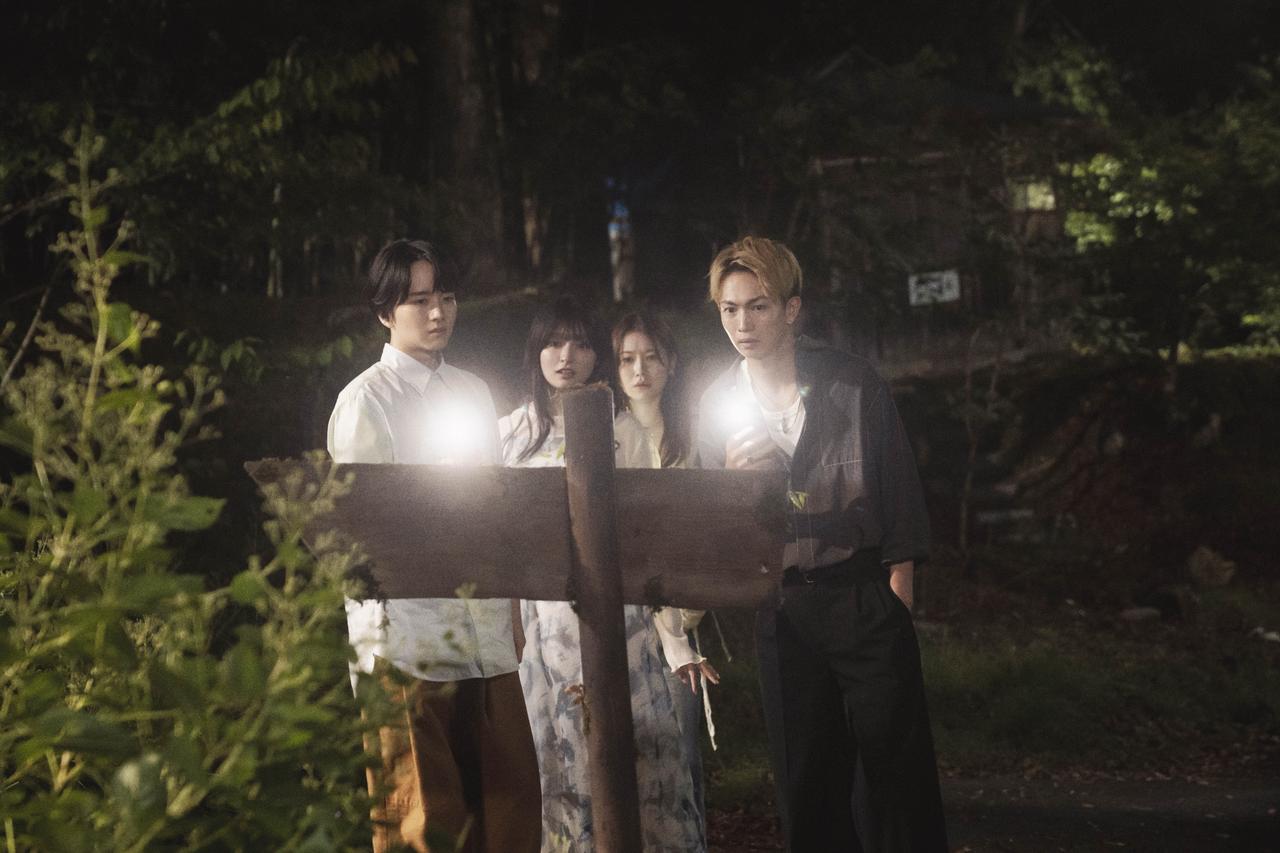 画像3: 主演・板垣李光人が魅せる「黒い感情」と、原作者が圧倒された映画作りの凄み