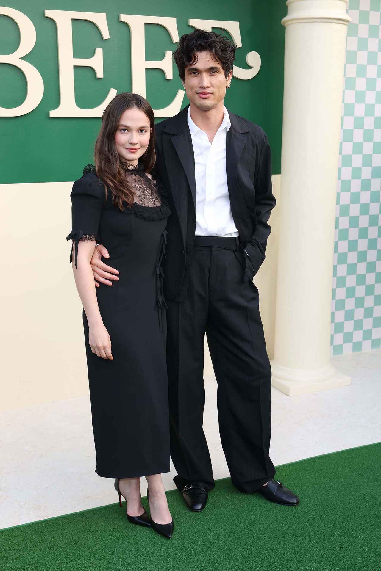 画像: ケイリー・スピーニー&チャールズ・メルトン Photo by JC Olivera/FilmMagic