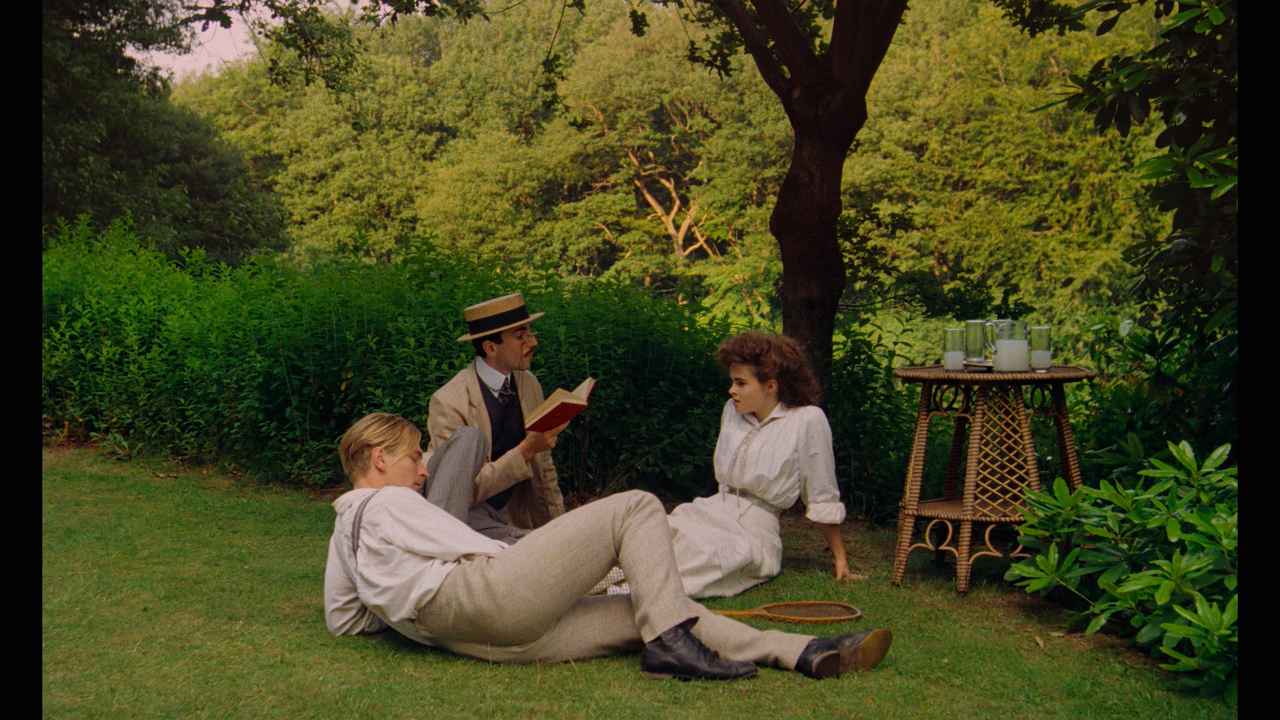 画像2: 映画史にその名を刻む不朽の名作が作品生誕40周年を記念して4Kで甦る！『眺めのいい部屋 4K』9月25日公開決定　40周年記念キービジュアル＆予告篇解禁