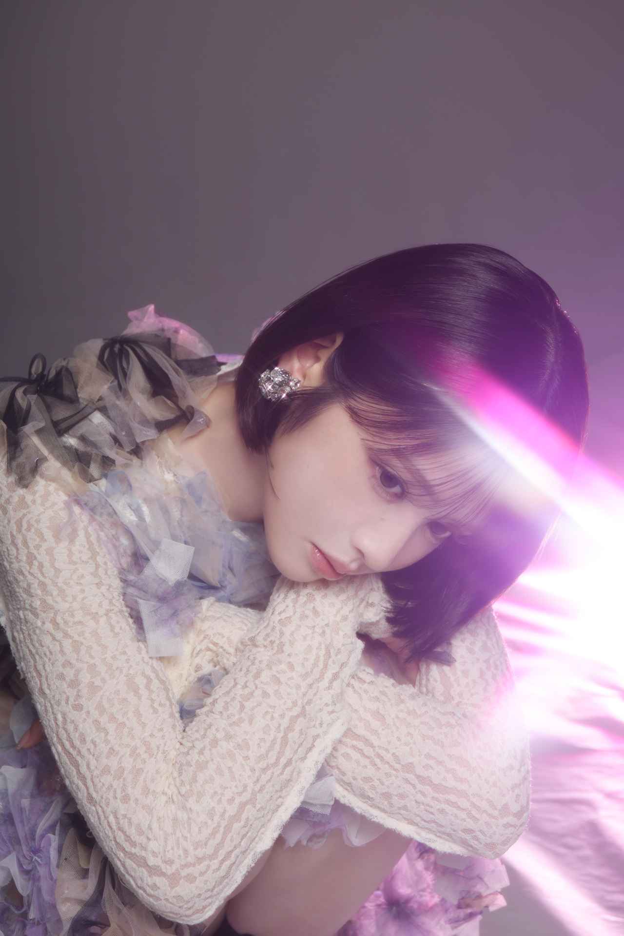 画像2: アイドル活動を経て学んだ、どんな人でも受け入れて、そして寄り添って否定もせずというところは、小春と重なる部分がありました