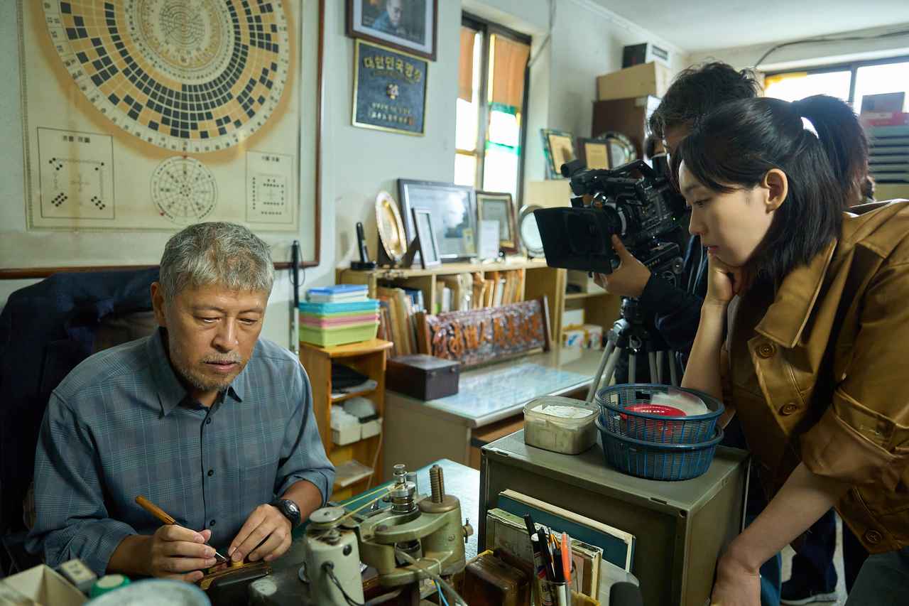 画像4: 韓国映画市場低迷の中で“怪物的”大ヒット！異例の低予算で制作されたヨン・サンホ監督『顔 -かお-』が100万人超を動員した理由