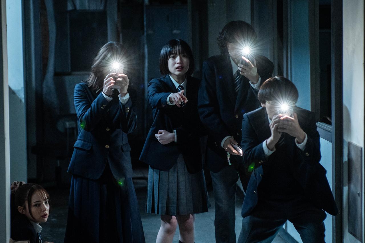画像2: クラシカルなJホラーを令和にアップデートする──山元環監督が語る『呪いのスマホ』の核心