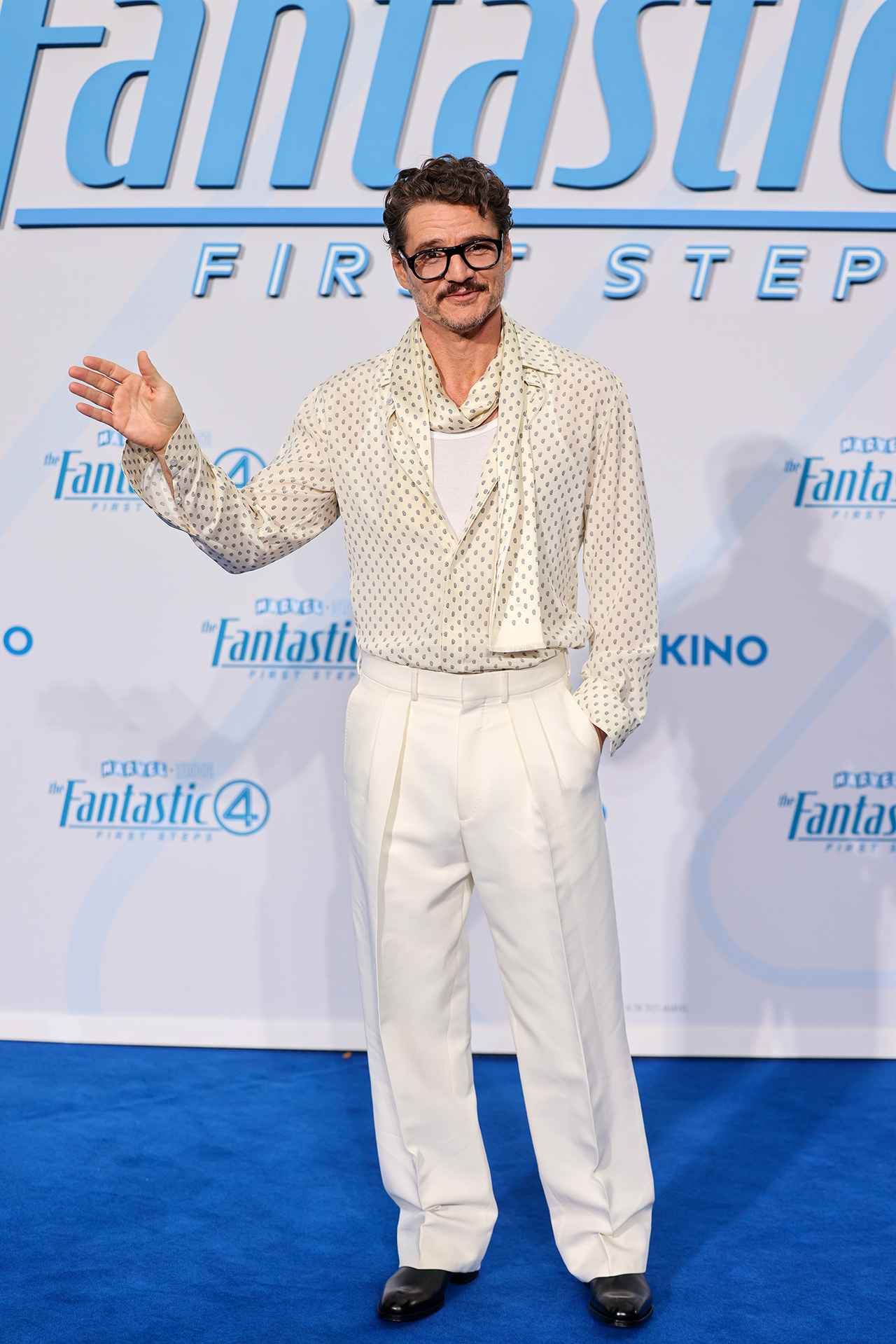 画像: トム・フォード・バイ・ハイダー・アッカーマンのシャツ×スカーフ