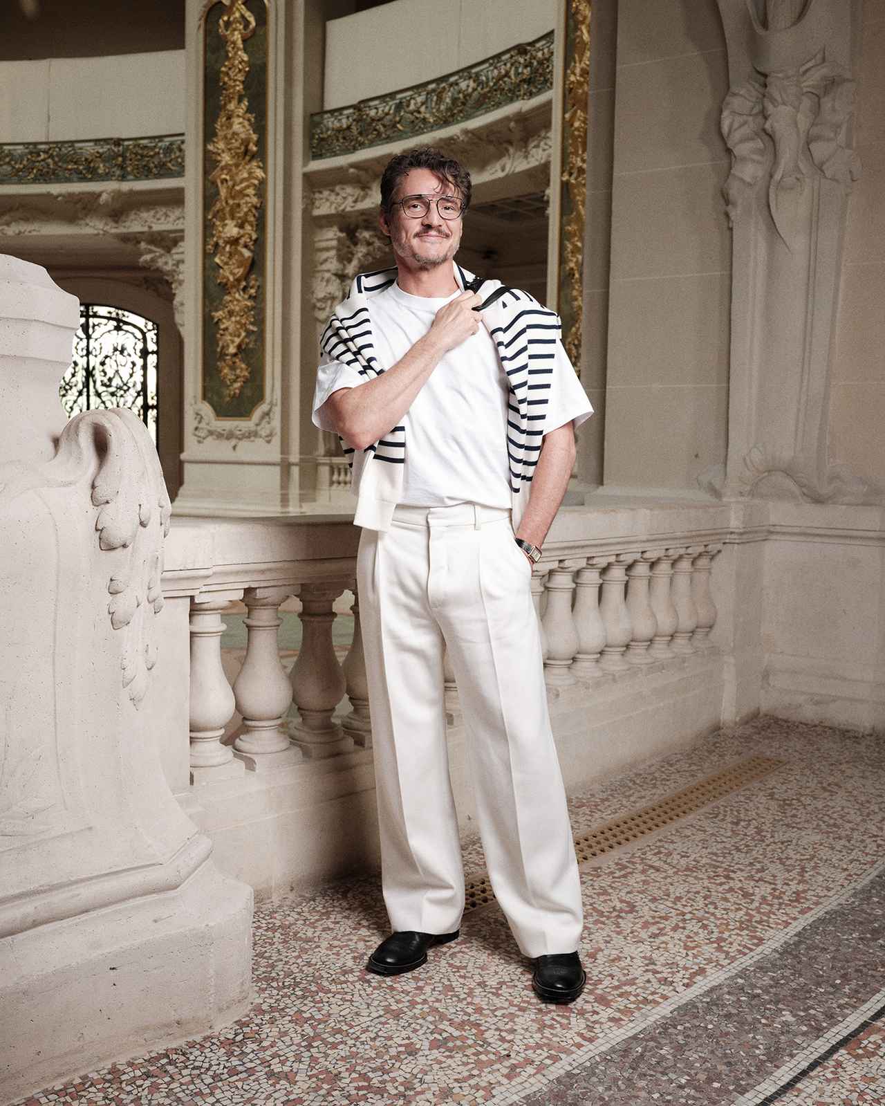 画像1: 着こなしにもにじむ“Daddy”ぶりPEDRO’S FASHION COLLECTION【特集：ペドロ・パスカルという“慈愛”！】
