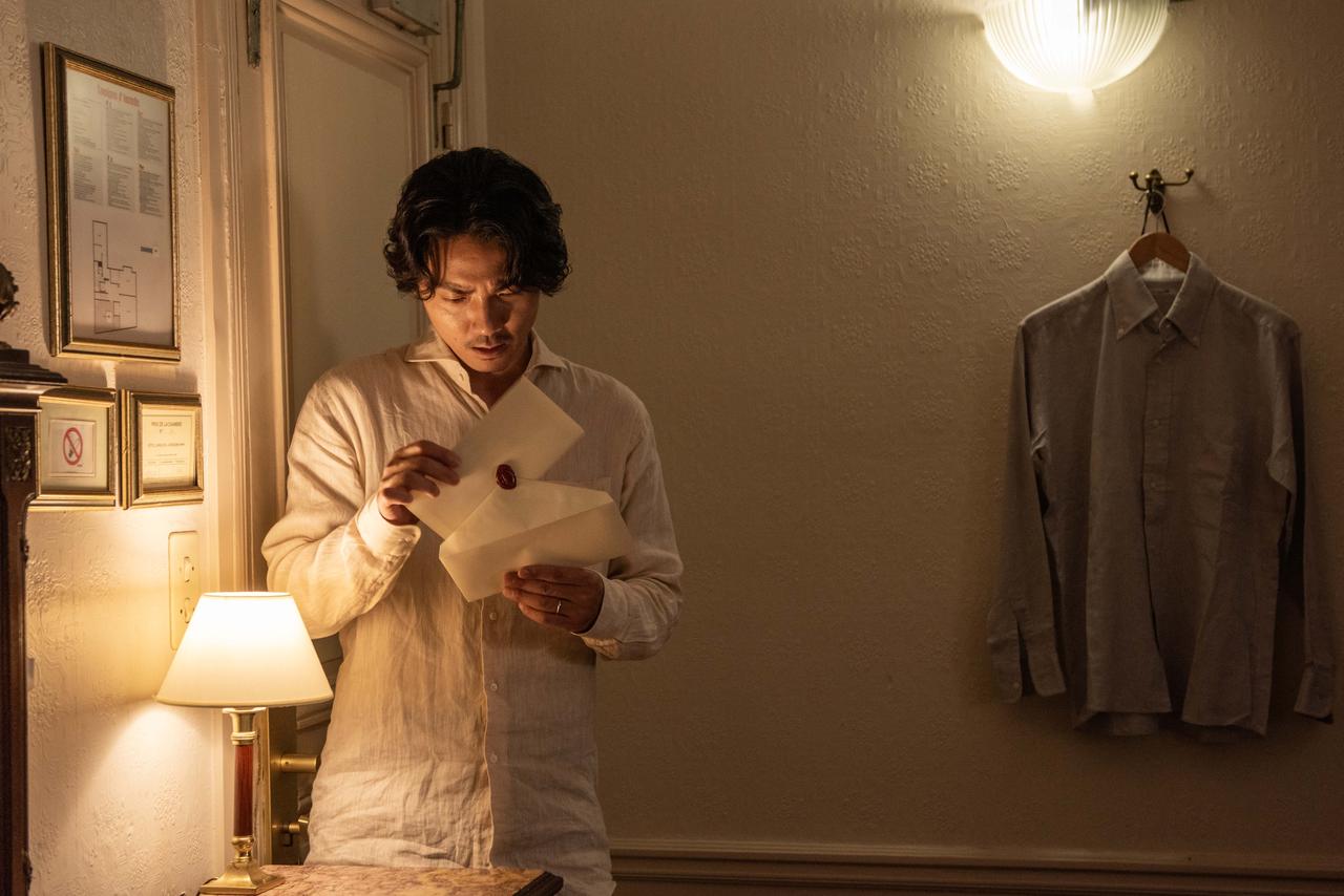 画像3: 『月がみている』フランスの美しい風景に彩られた場面写真9点一挙解禁！映画に触発された直木賞作家らによる短編アンソロジー発売決定