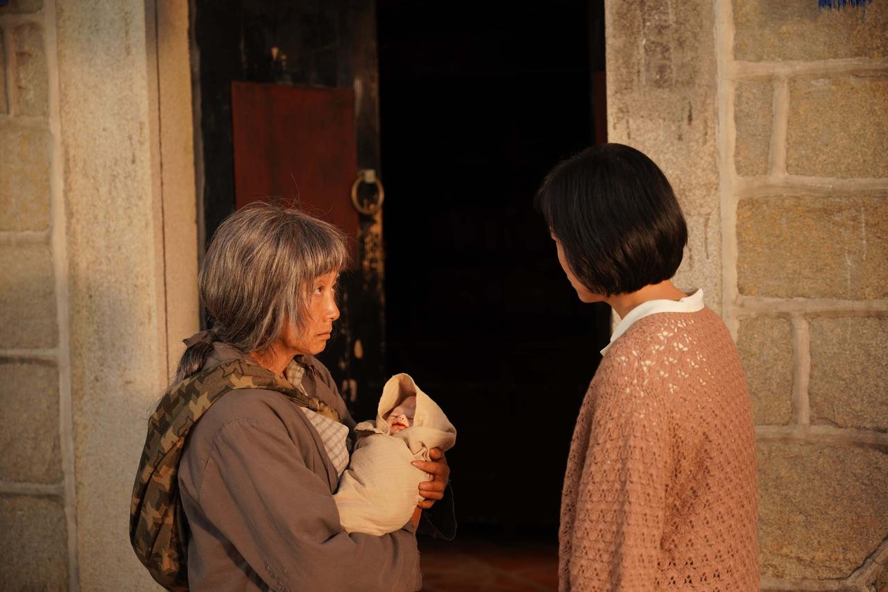 画像: 『妖怪、化物をひろう』 ©2026 SHIMENSOKA Co.,Ltd. Oxygen Film Co., Ltd. All rights reserved