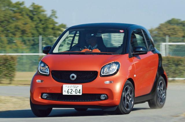 画像: コンパクトカーならではのキュートなスタイリング。一方でワイドトレッドにより安定感もある。