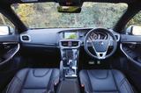 画像2: 【試乗】ボルボ V40 D4 Rデザインは、ディーゼルスポーツらしい活発な走りが印象的