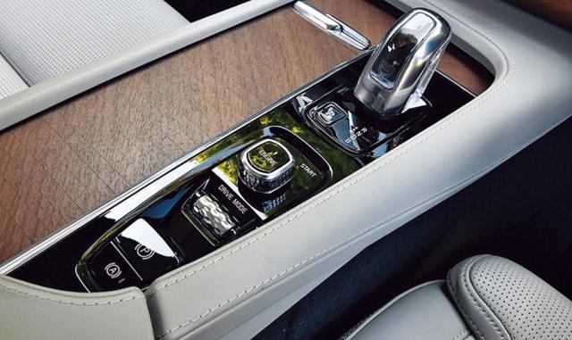 画像4: 【試乗】ボルボ XC90 T8 ツインエンジン AWD インスクリプションの長距離ドライブを堪能
