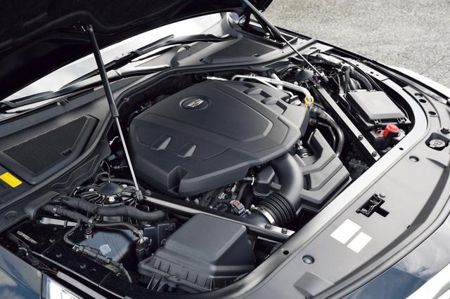 画像: 最高出力340ps/最大トルク386Nmを誇る3.6L V6自然吸気エンジン。気筒休止システムを搭載する。