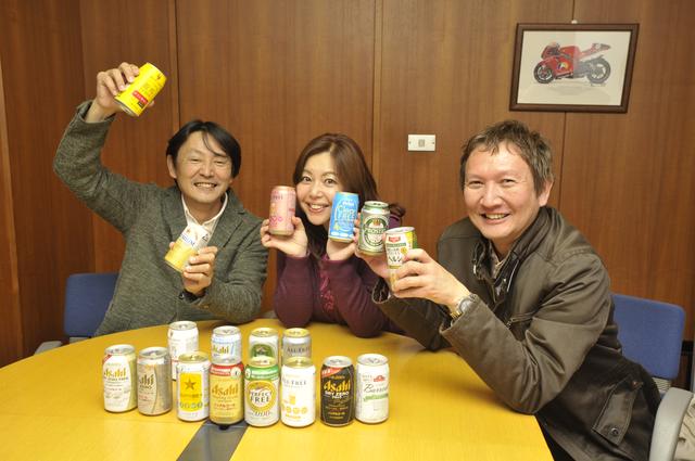 画像: ▲右から石川芳雄氏、竹岡 圭氏、鈴木ケンイチ氏。