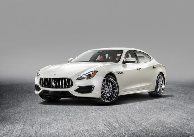 画像: クアトロポルテ GTS グランスポーツ。最高出力530psの3.8L V8ツインターボを搭載する最ホットモデル。