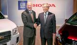 画像: 2013年7月、ホンダとGMは次世代燃料電池システムの共同開発に合意している。