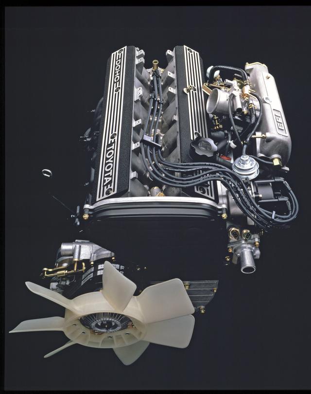 画像: ▲初代ソアラにも搭載されていた 2.8Lの直6DOHC、5M-GEU型は170psを発生した。