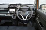 画像: ワゴンRハイブリッドFZのインパネ。トランスミッションはCVT。